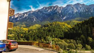 Panorama Pietrei Craiului - Zărneşti - 5
