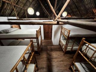 Backpackers Hostel - 8