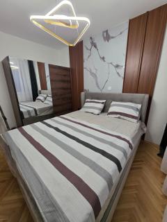 Prestige Apartments FREE PARKING - 5