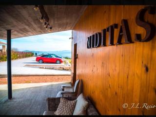 Niditas Suites & Horses - 8