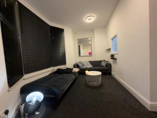 City Centre flat, Near Stadium & castle, Sleeps 4 - 4