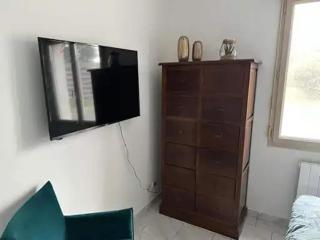 Lovely Holiday Home in Loire for 10 - 4