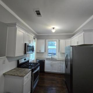 Cozy Ranch House Simple Stay - 0