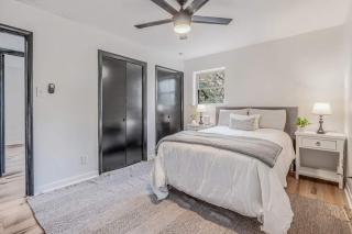 Cozy Family Home in Central Little Rock - 9