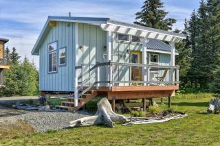 Lakeview Cottage-Fireweed Meadow Vacation Rental - 9