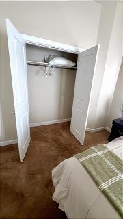 Cozy Iowa Colony retreat Near Houston - 2