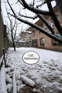 Kashmiri Kothi Srinagar stay Free Heating warm villa stay - 8