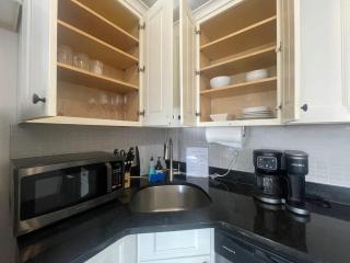 Perfect for Extended Stay 1B1B Apt 15 Mins to NYC - 3