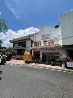 The Cabin Tugu Hostel - 3