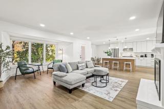 Central DFW - King Bed, 20m to Airport, Downtown - 2