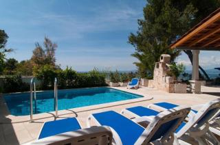 Deluxe Villa Sirena on the beach with Pool - 5