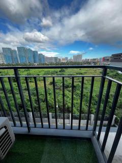 Spacious 2BR in Shore3 - 8