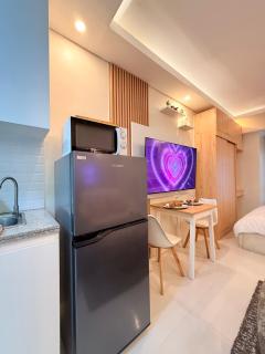 Luxe Xcape - Stylish and cozy vibes in Quezon City - 3