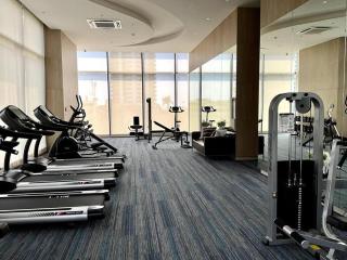 Luxury Sea View 1BR Rooftop Infinity Pool & Gym - 2