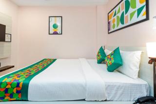 Treebo Sri Krishna Palace - 1