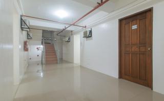 RedDoorz at FCCG GoldMoon Boutique Hotel - 2