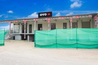 SPOT ON 6100 Luxury Club - 3