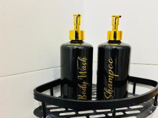 Traveler's Majestic Retreat Hotel, Located in the Heart of Melaka, Walk 10 mins to Melaka's Attraction Site - 2