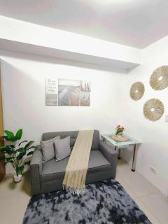 Shell Residences MOA, near Airport, Fast WiFi - 2