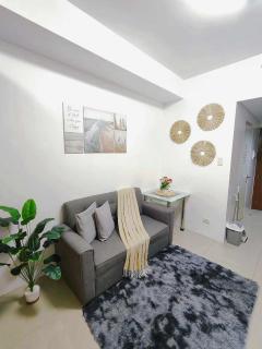 Shell Residences MOA, near Airport, Fast WiFi - 3