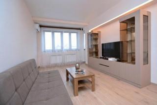 Domel Yerevan Amiryan 18A - 8