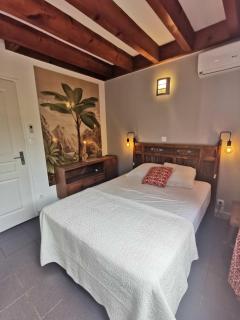 COTTAGE BAMBOU classé 3 étoiles - jusqu'à 6 personnes - piscine privée et accès direct à la plage et à l'esplanade de Boucan Canot avec ses bars et restaurants - ST-GILLES-LES-BAINS - 3