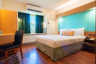 Microtel by Wyndham South Forbes near Nuvali - 6