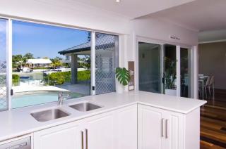 Seaclusion Waterfront Heated Spa and Pool - 1