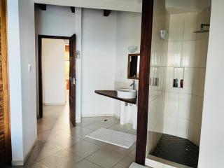 Paradise Beach House - 5