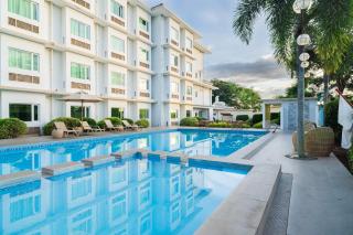 Microtel by Wyndham South Forbes near Nuvali - 9