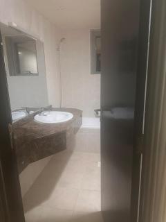 Master ladies only dream life in 3 bedrooms appartement Taawun area - 7