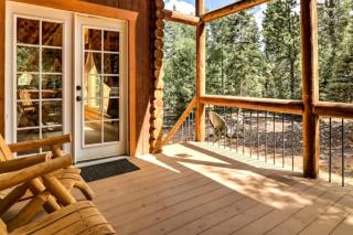 Spacious Family Cabin with Fire Pit & Dual Living Areas Near Duck Creek Village, UT - 7