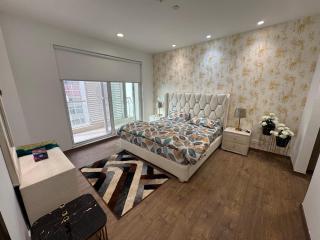 One Bedroom Apartment in Penta Square - 3