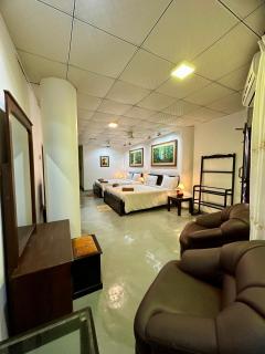 Paragon mirissa by REO - 0