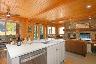 Courchevel at Deer Valley Resort - One Bedroom Condo with Hot Tub # C202 condo - 2