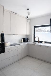 Golden Lake Villa dom premium z linią brzegową, pomostem i jacuzii - 7