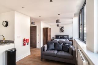 StayZeni, Alexandra Rise Manchester Studio - 4