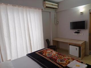 AANIKA STAY OMAXE KRISHNA CREST a - 7