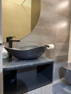 Stylish 2 Room Apartment - 6