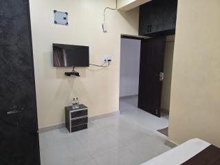 GT Empire Hotel Near Chennai Trade Centre - 3