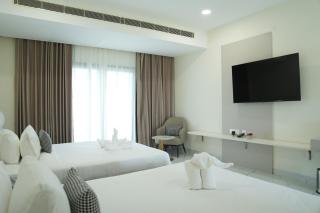 Firefox Hotel and Resort - 1