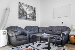 Comfortable 1BR Apartment Near Danube with Garden Long Stay - 7