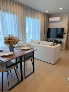 Stylish 2BR condo in the heart of Bang Tao - 4