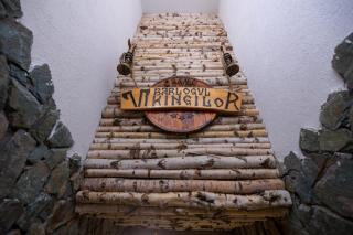 Bârlogul Vikingilor - 6