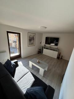 J&D Comfort Apartment - 7