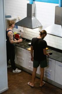 360 Hostel Centro - Barcelona - 4