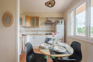Charming quiet accommodation with balcony and parking - 1