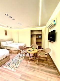 Roone pyramids view inn - 2