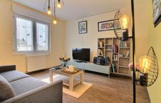 La Maison Bleue en Iroise - Randonnées GR34 - Plage 10 min à pieds - wifi, vélos VAE gratuits, jardin - Exposition plein Sud - 4