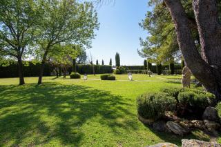 luxury farm jacuzzi heated pool in Isle sur la sorgue - Lagnes - 4